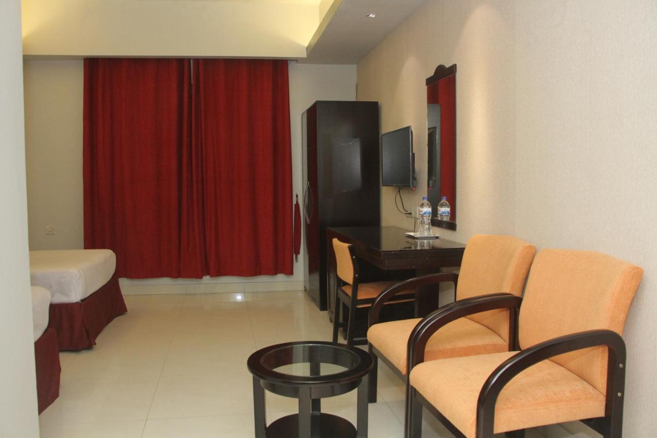 Orchid Business Hotel Ćottogram Zewnętrze zdjęcie