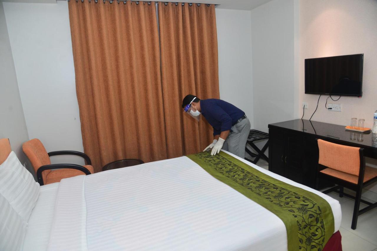 Orchid Business Hotel Ćottogram Zewnętrze zdjęcie