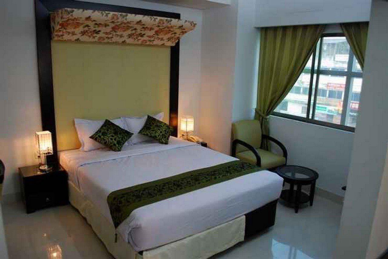 Orchid Business Hotel Ćottogram Zewnętrze zdjęcie