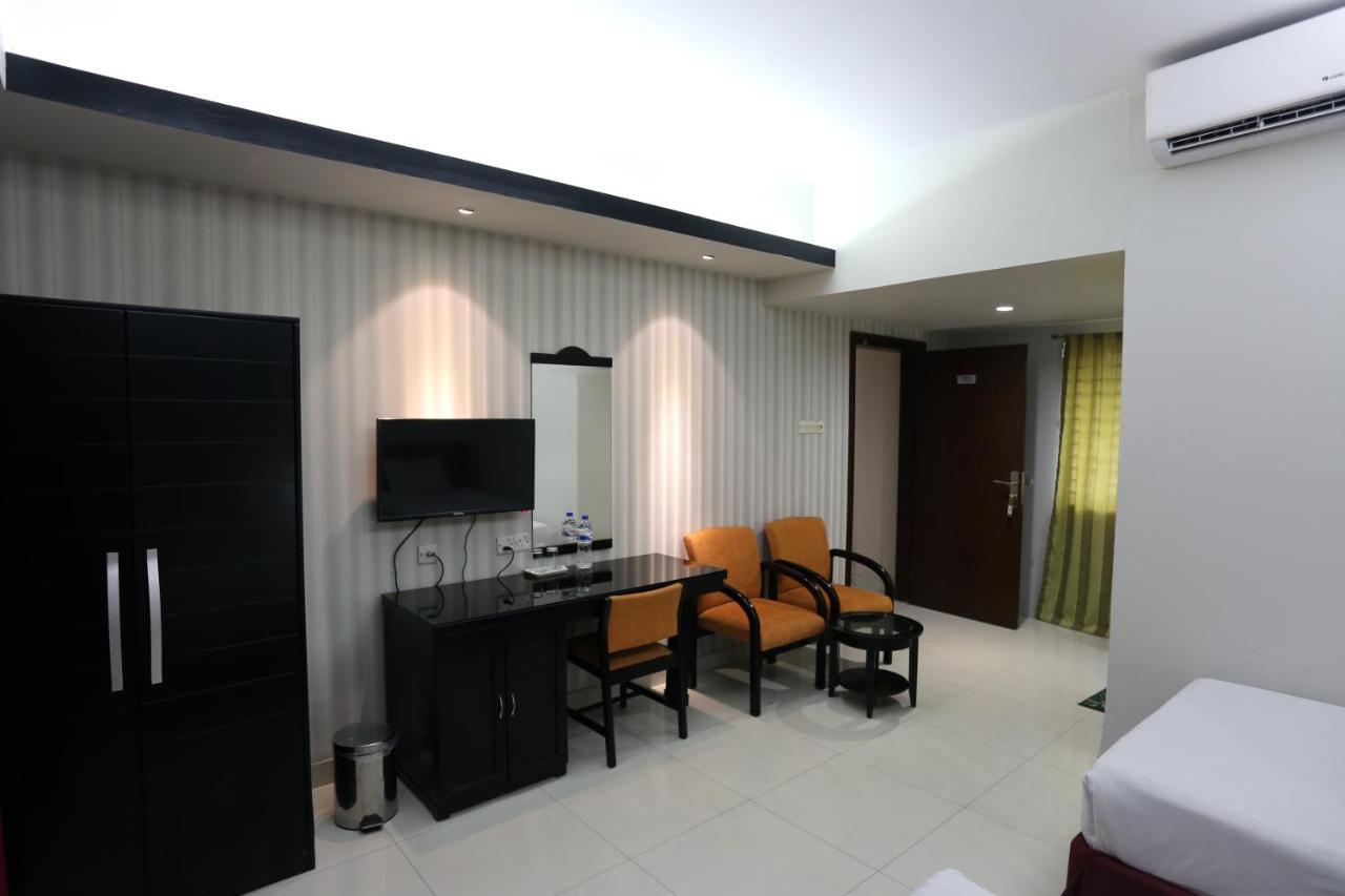 Orchid Business Hotel Ćottogram Zewnętrze zdjęcie