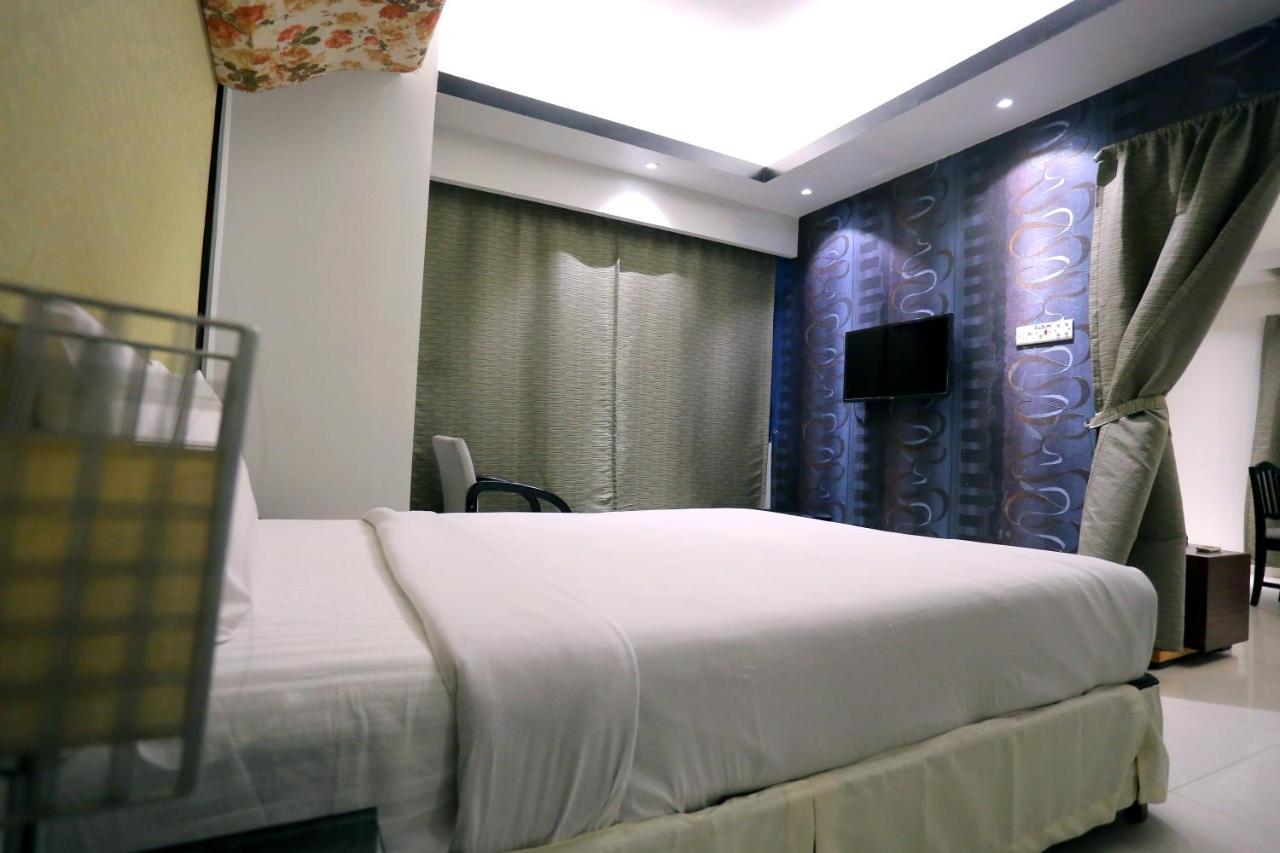 Orchid Business Hotel Ćottogram Zewnętrze zdjęcie