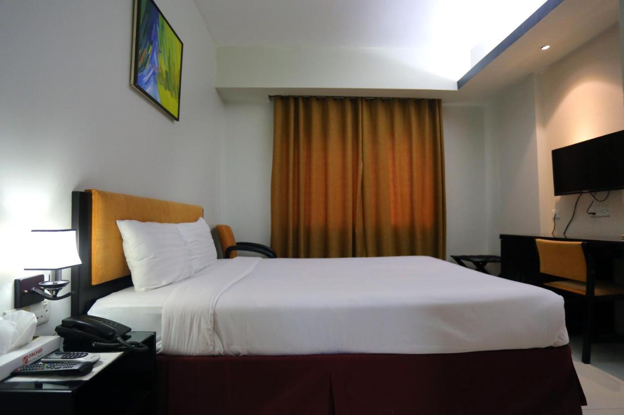 Orchid Business Hotel Ćottogram Zewnętrze zdjęcie