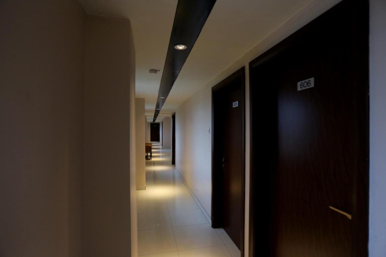 Orchid Business Hotel Ćottogram Zewnętrze zdjęcie