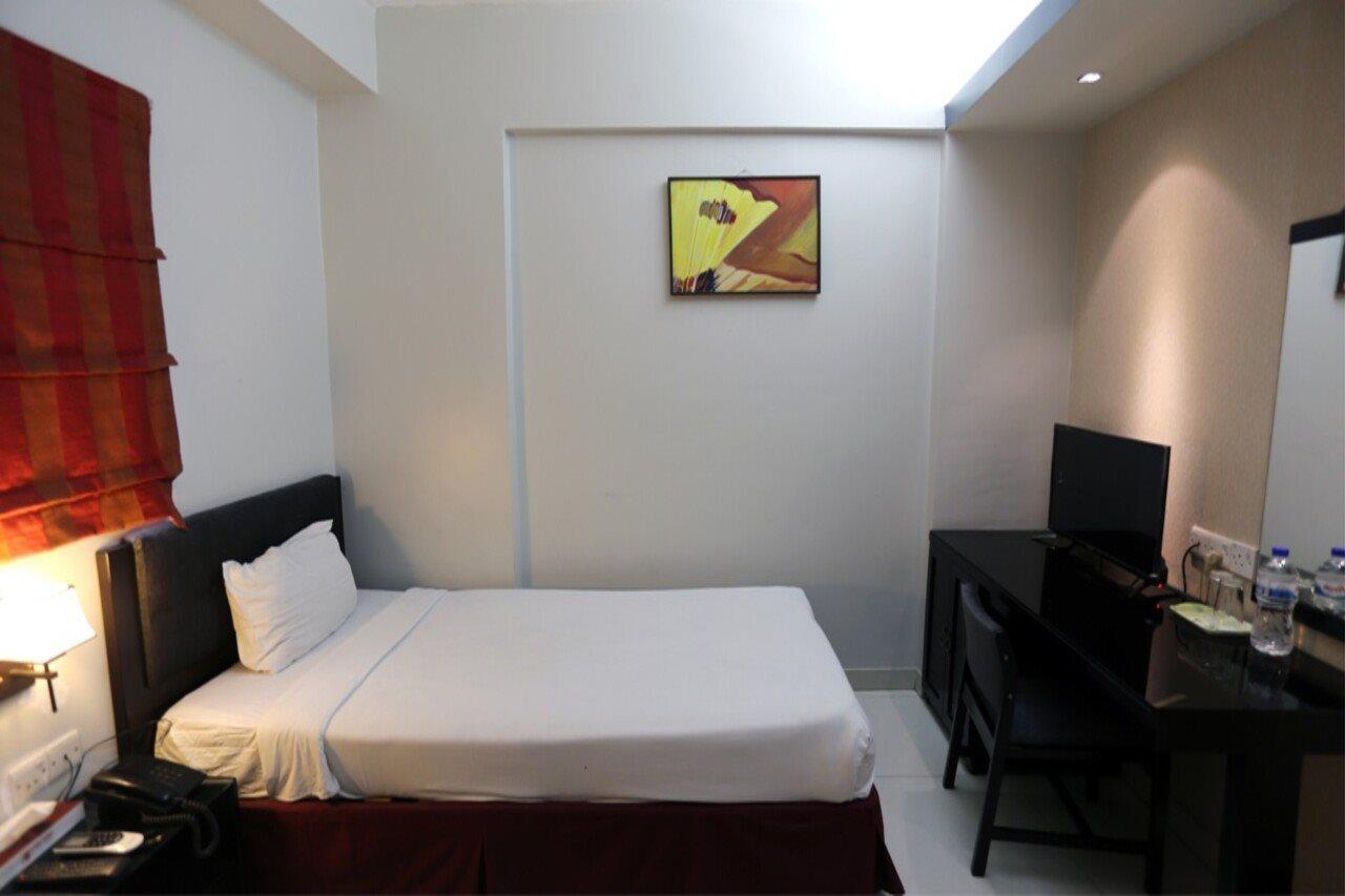 Orchid Business Hotel Ćottogram Zewnętrze zdjęcie